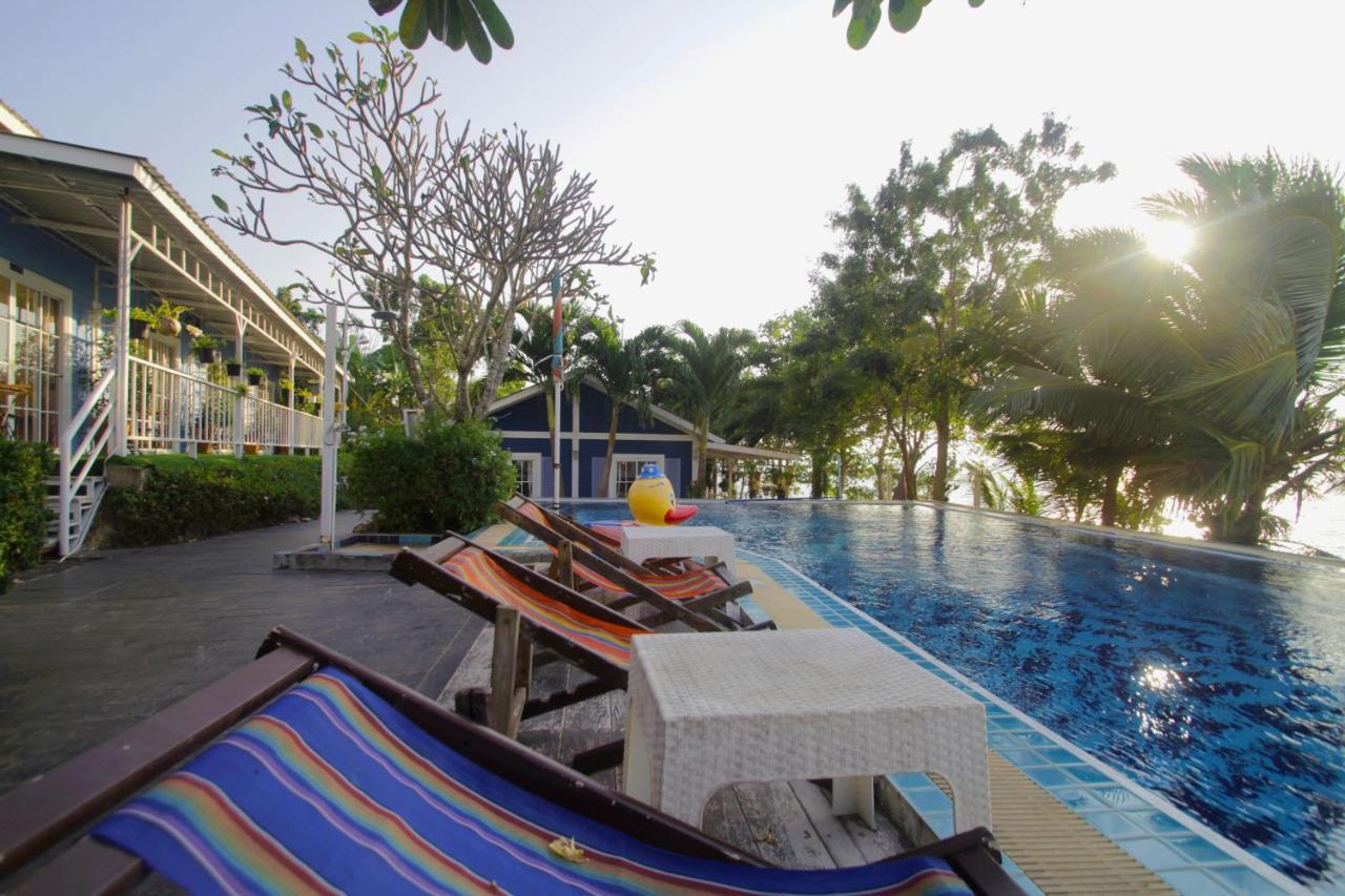 Pattaya Paradise Beach Resort Na Chom Thian Exterior photo