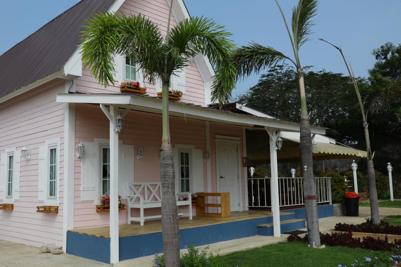 Pattaya Paradise Beach Resort Na Chom Thian Exterior photo